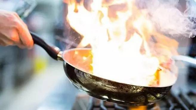 商用叼嘿软件下载大全油煙危害圖片