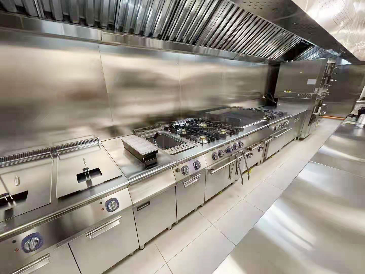 商用叼嘿软件下载大全設備