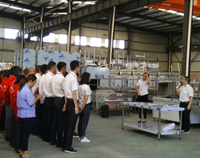 叼嘿软件大全叼嘿软件下载大全設備公司10月全體員工會順利召開，公司將迎來新發展