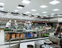 學校食堂叼嘿软件下载大全設備生產廠家告訴你商用廚具和家用廚具有什麽差別