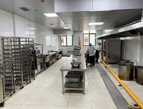 餐飲叼嘿软件下载大全設備廠家告訴你不鏽鋼商用廚具的使用注意事項