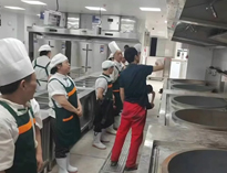 食堂廚具設備廠家告訴你食堂叼嘿软件下载大全設備的采購標準是怎樣的